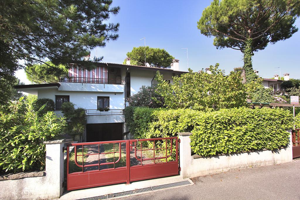 Villa Renata Lignano Sabbiadoro Ruang foto